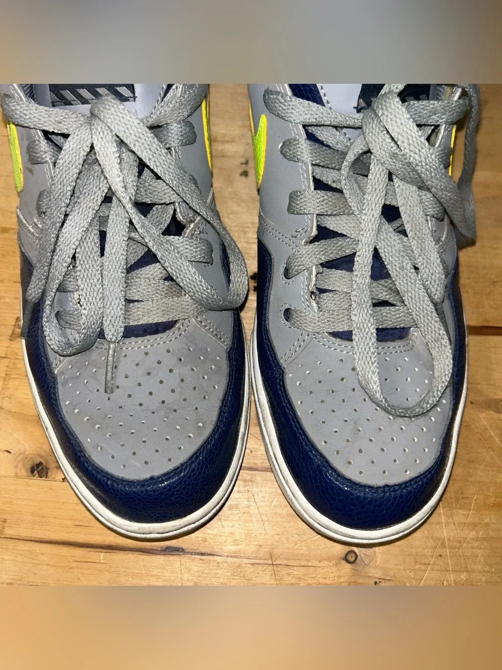 Nike Court Tranxition 537328-034 2012 Gray Navy Blue Green Hi Tops Mens Size 8